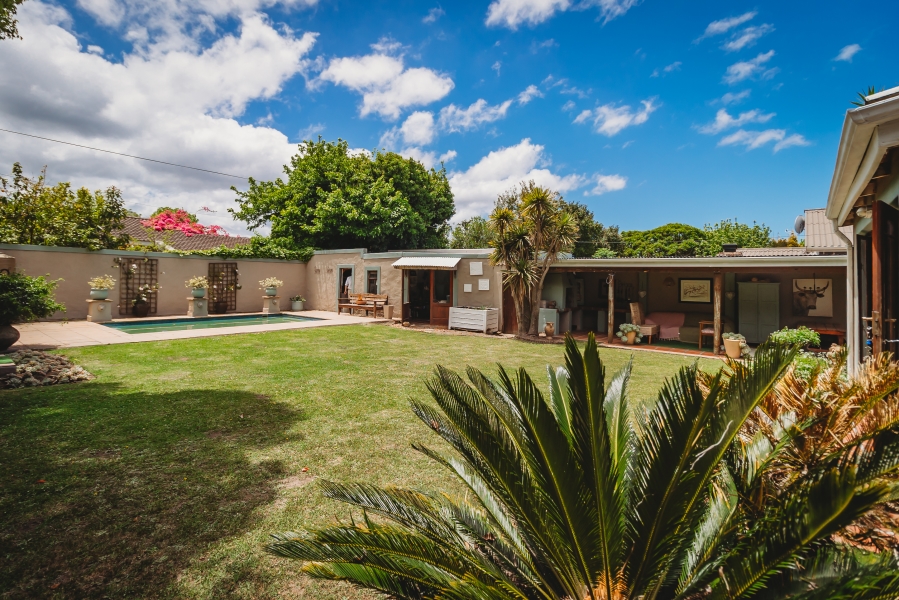 4 Bedroom Property for Sale in Fernridge Western Cape